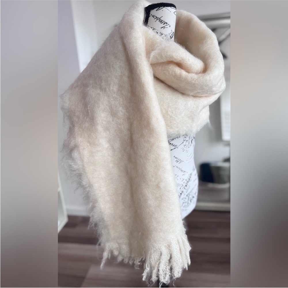Vintage Beige Wool Chunky Scarf blanket Wrap